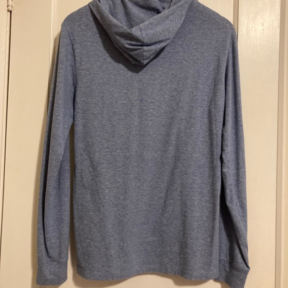 Vineyard Vines long sleeved hoodie T-shirt - Picture 3 of 4
